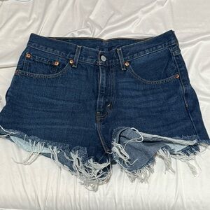 W LEVI’S HIGH WAISTED SHORT